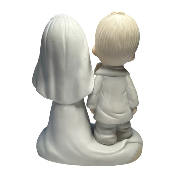 Precious Moments Wedding Figurine,The Lord Bless You And Keep You,1979 - Picture 3 of 4